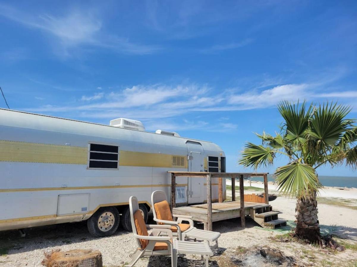 Maggie At The Beach - 1973 Vintage Rv Port Lavaca Εξωτερικό φωτογραφία